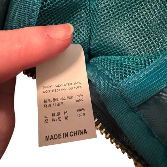 VNVM Sherpa Belt Bag, Fleece Fanny Packs Green Waist Bag w/ Adjustable Strap New - Picture 11 of 12